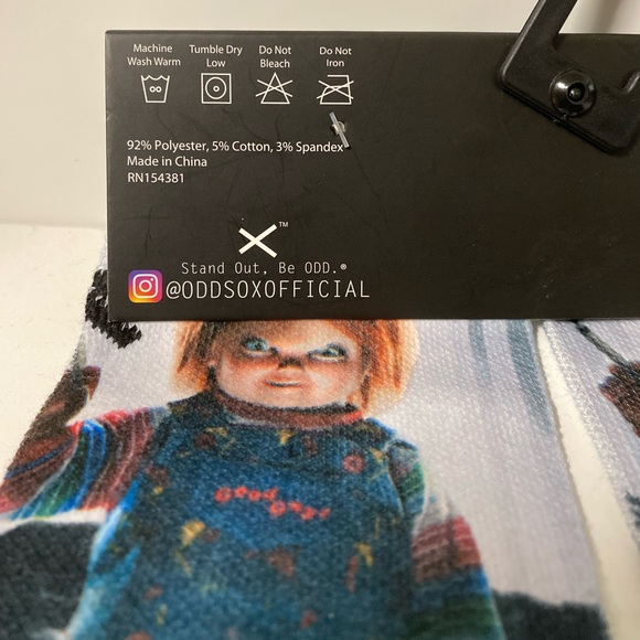 Odd Sox Chucky Hi I’m Chucky Wanna Play Crew Novelty Socks Halloween Childs Play - Picture 9 of 10